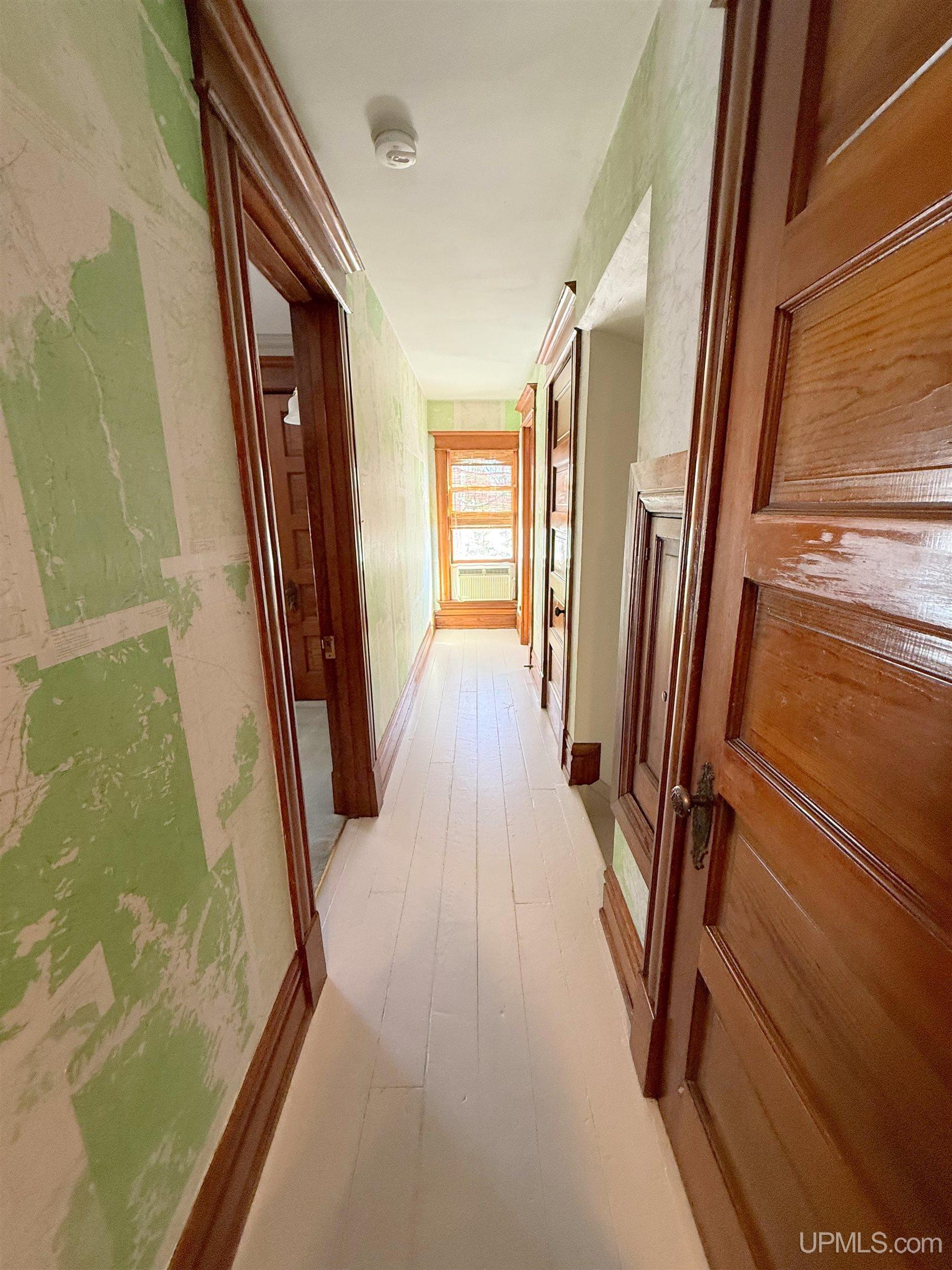209 Center Street Hancock, MI 49930 - Photo 35 of 54 Gallery Image 35