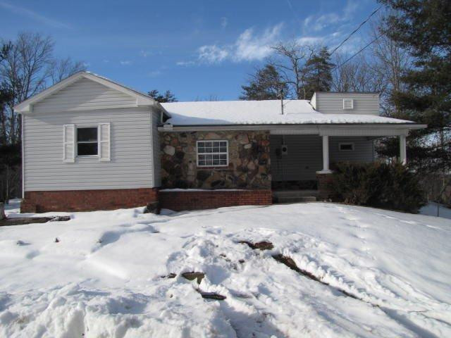3428 Hawk Creek Road London, KY 40741 - Photo 14 of 41 Photo 14