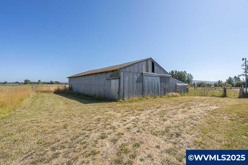 8415 Stapleton Road Independence, OR 97351 - Photo 12 of 36