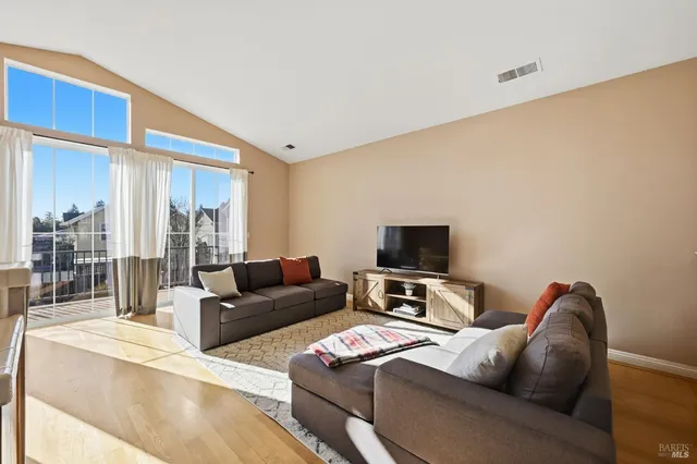 $599,000 | 2983 Bay Village Avenue, Santa Rosa, CA 95403