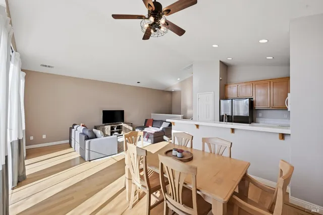 $599,000 | 2983 Bay Village Avenue, Santa Rosa, CA 95403