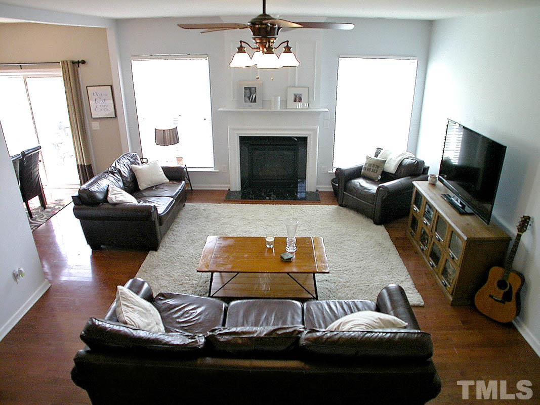 8709 Braxwood Place Raleigh, NC 27617 - Photo 4 of 25