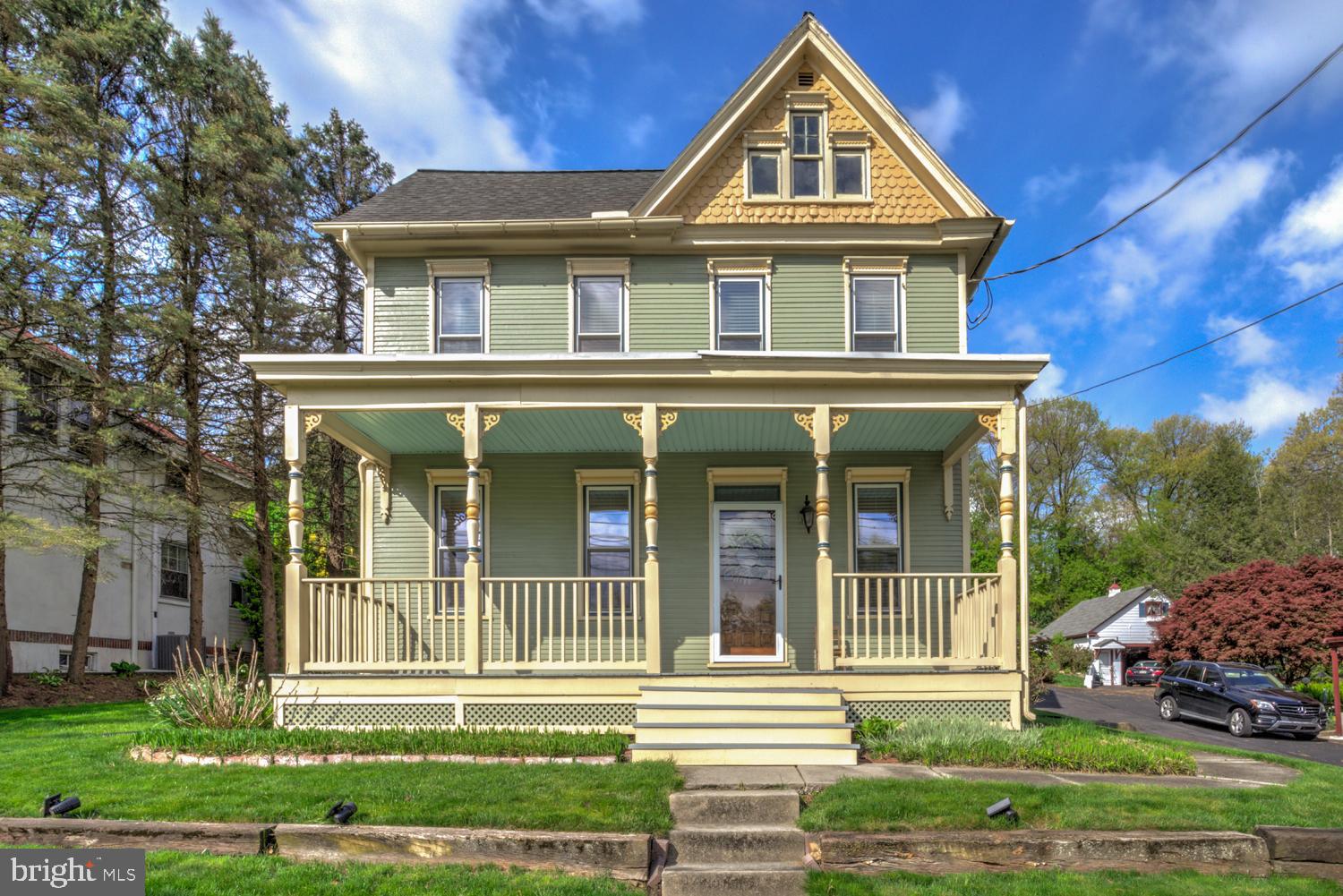 2448 Lititz Pike Lancaster, PA 17601 - Photo 43 of 43 a front view of a house with a yard
