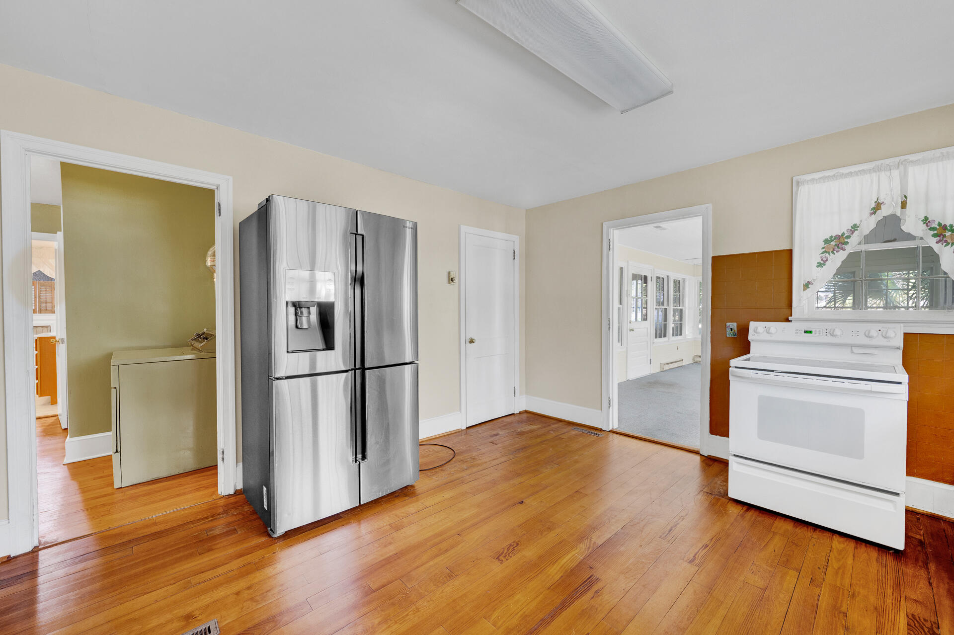 210 Padgett Loop Walterboro, SC 29488 - Photo 11 of 29 210Padgett-11