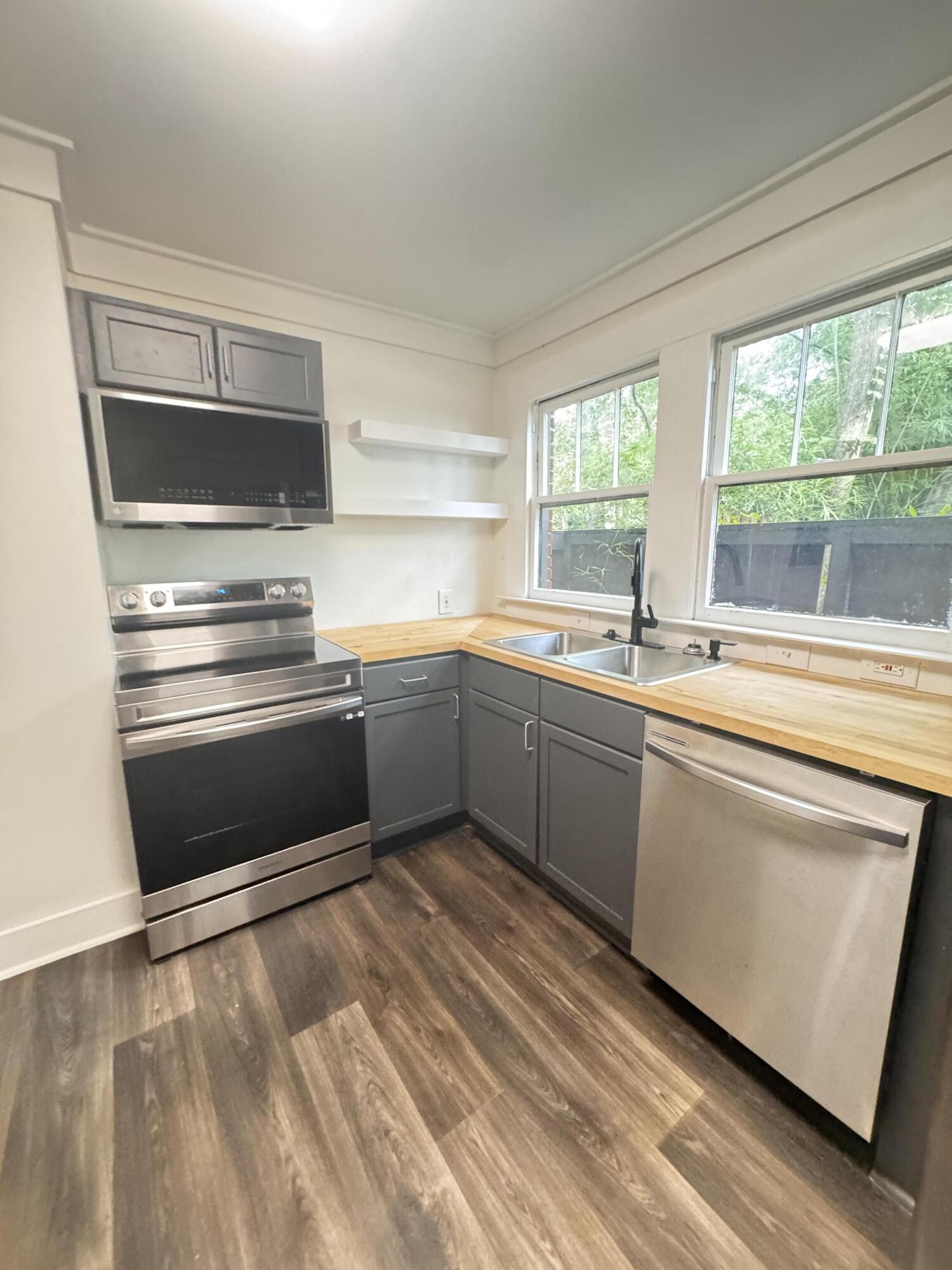 119 Padgett Loop Walterboro, SC 29488 - Photo 22 of 43 119 Padgett Loop