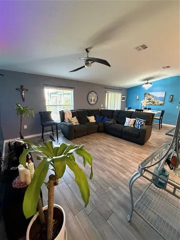 $2,250 | 815 Ofanto Way, Haines City, FL 33844