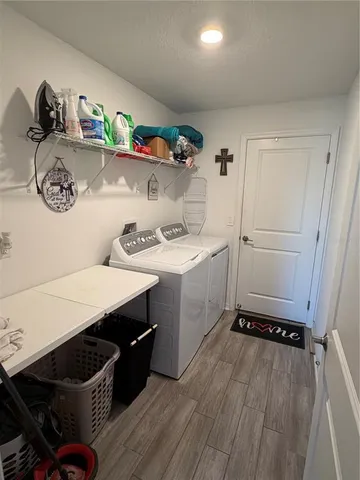 $2,250 | 815 Ofanto Way, Haines City, FL 33844