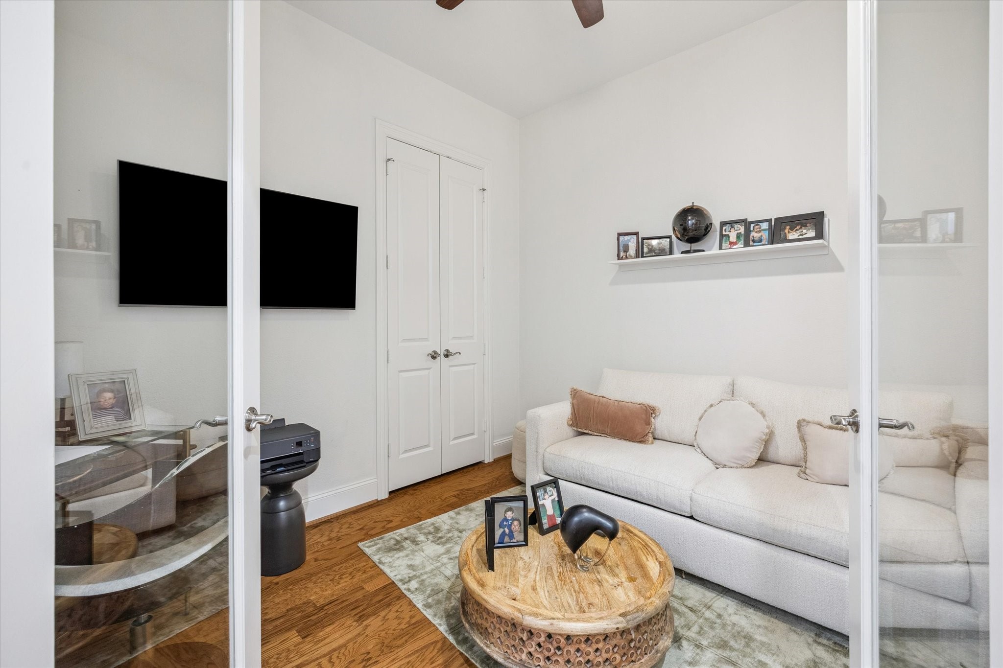 2120 Kipling Street, Unit 208 Houston, TX 77098 - Photo 8 of 21 Extra flex room.