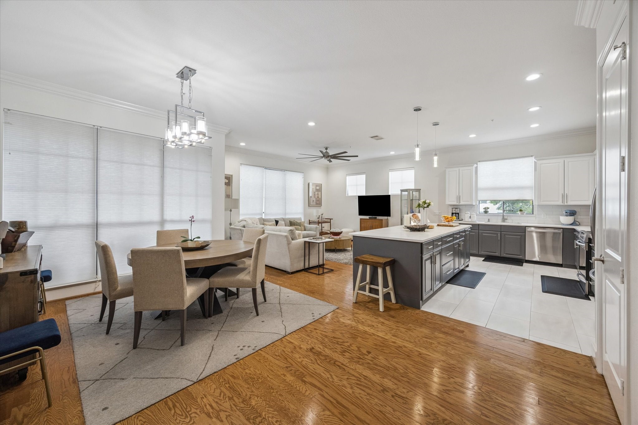 2120 Kipling Street, Unit 208 Houston, TX 77098 - Photo 10 of 21