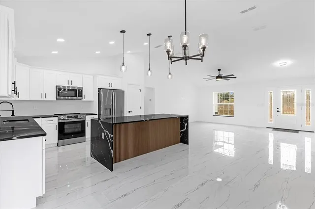 $299,000 | 25 Juniper Loop Court, Ocala, FL 34480