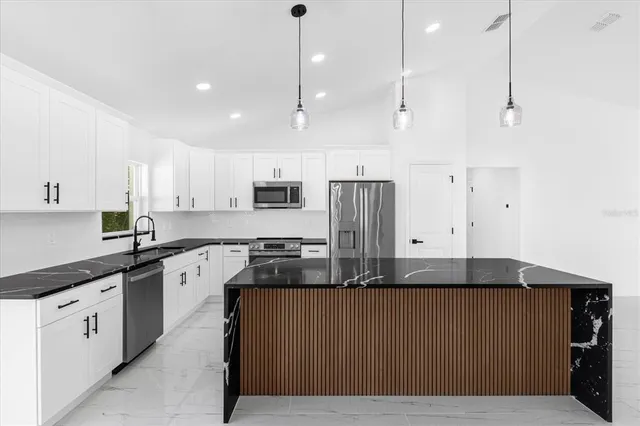 $299,000 | 25 Juniper Loop Court, Ocala, FL 34480