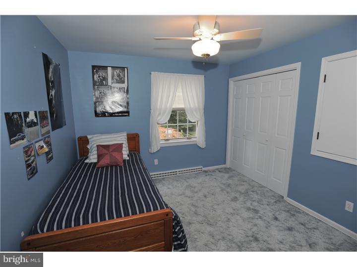 2022 Quarter Mile Road Bethlehem, PA 18015 - Photo 16 of 21 Gallery Image 16