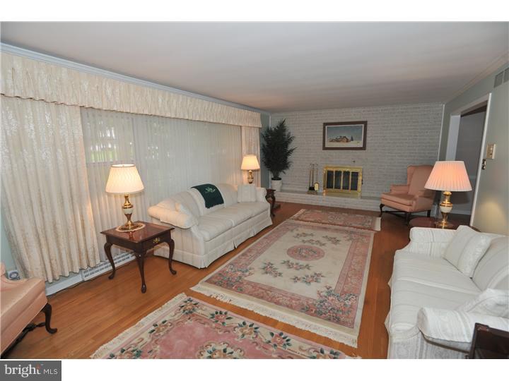 2022 Quarter Mile Road Bethlehem, PA 18015 - Photo 4 of 21 Gallery Image 4