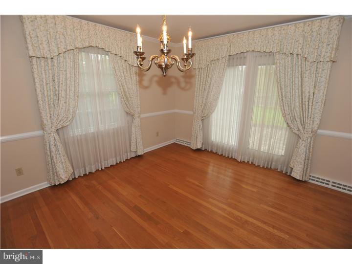 2022 Quarter Mile Road Bethlehem, PA 18015 - Photo 5 of 21 Gallery Image 5