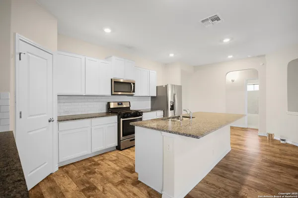 $2,345 | 22110 Backspin, San Antonio, TX 78261