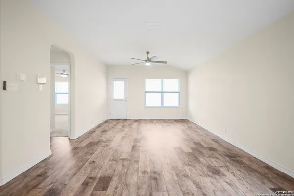 $2,345 | 22110 Backspin, San Antonio, TX 78261