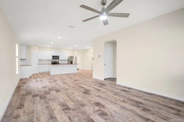 $2,345 | 22110 Backspin, San Antonio, TX 78261