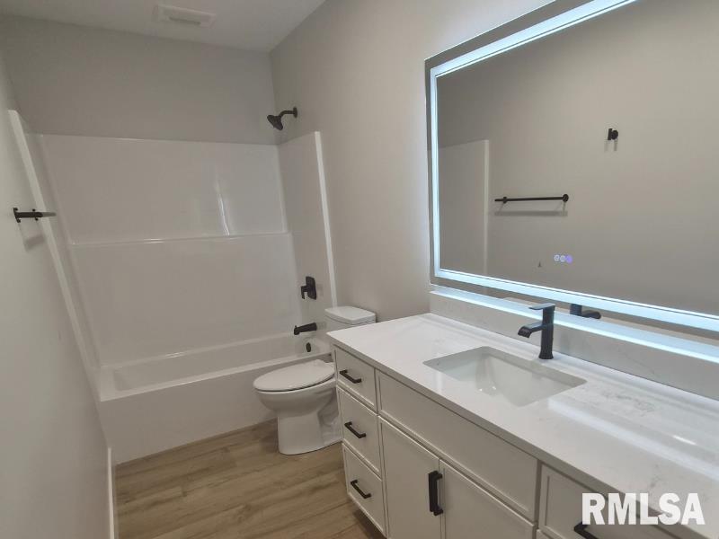 3802 Sugar Loaf Drive Springfield, IL 62711 - Photo 17 of 23