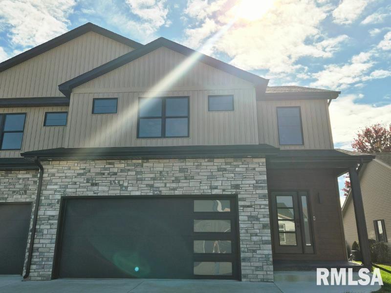 3802 Sugar Loaf Drive Springfield, IL 62711 - Photo 3 of 23