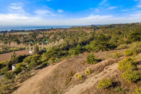 $3,725,000 | 3080 Foothill Road, Carpinteria, CA 93013