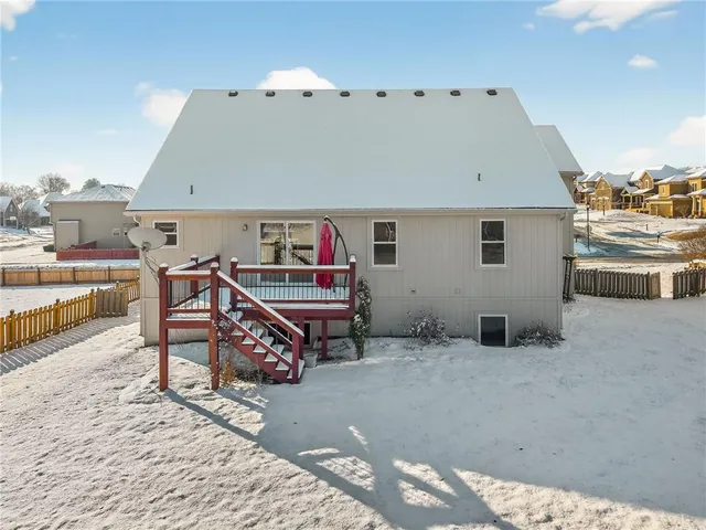 $445,000 | 2102 Victory Lane, Kearney, MO 64060