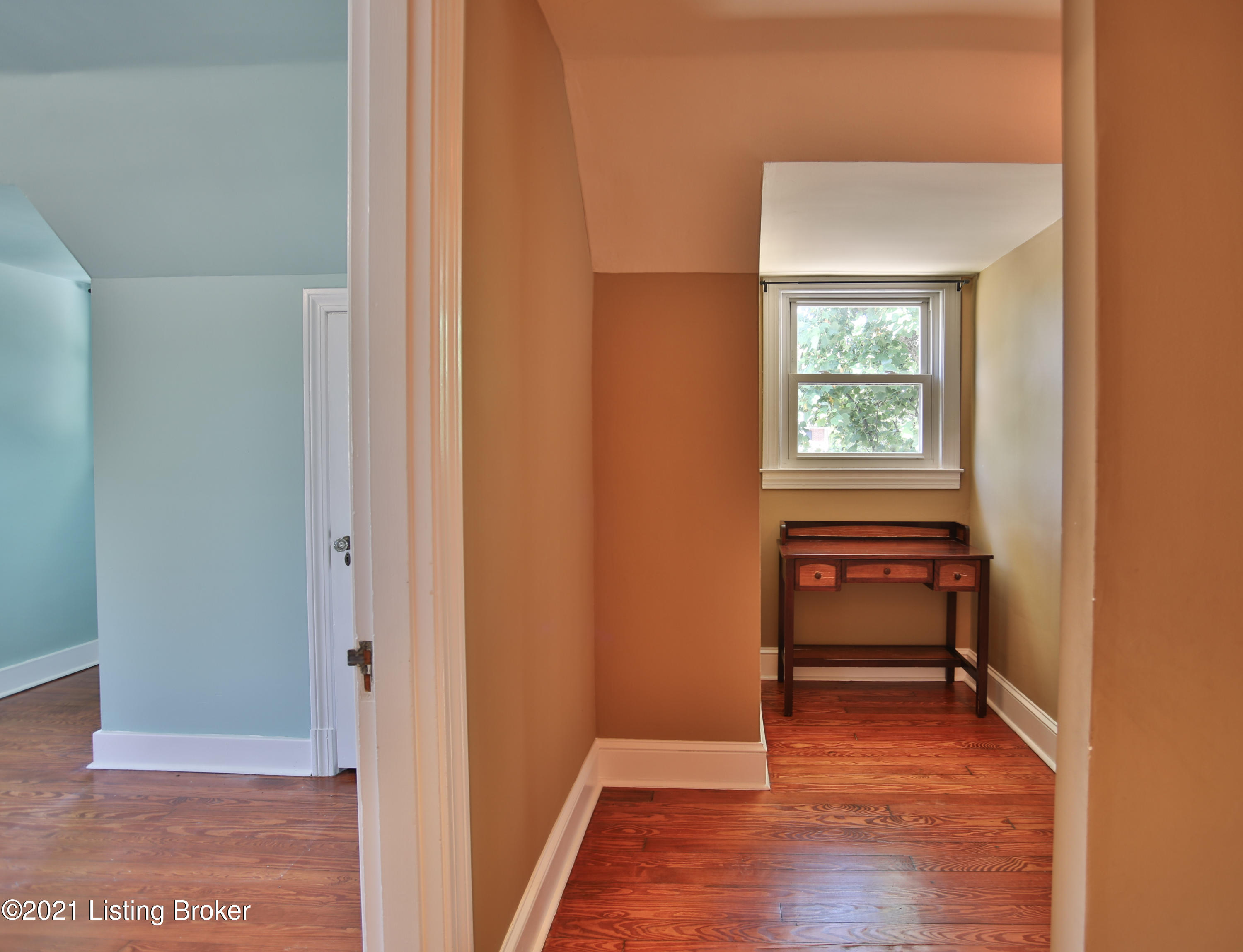 3420 Lexington Road Louisville, KY 40207 - Photo 20 of 38 3420 Lexington Rd-16