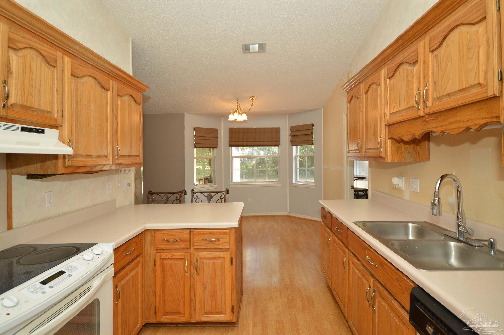 4368 Bayou Ridge Drive Pace, FL 32571 - Photo 12 of 34 Gallery Image 12
