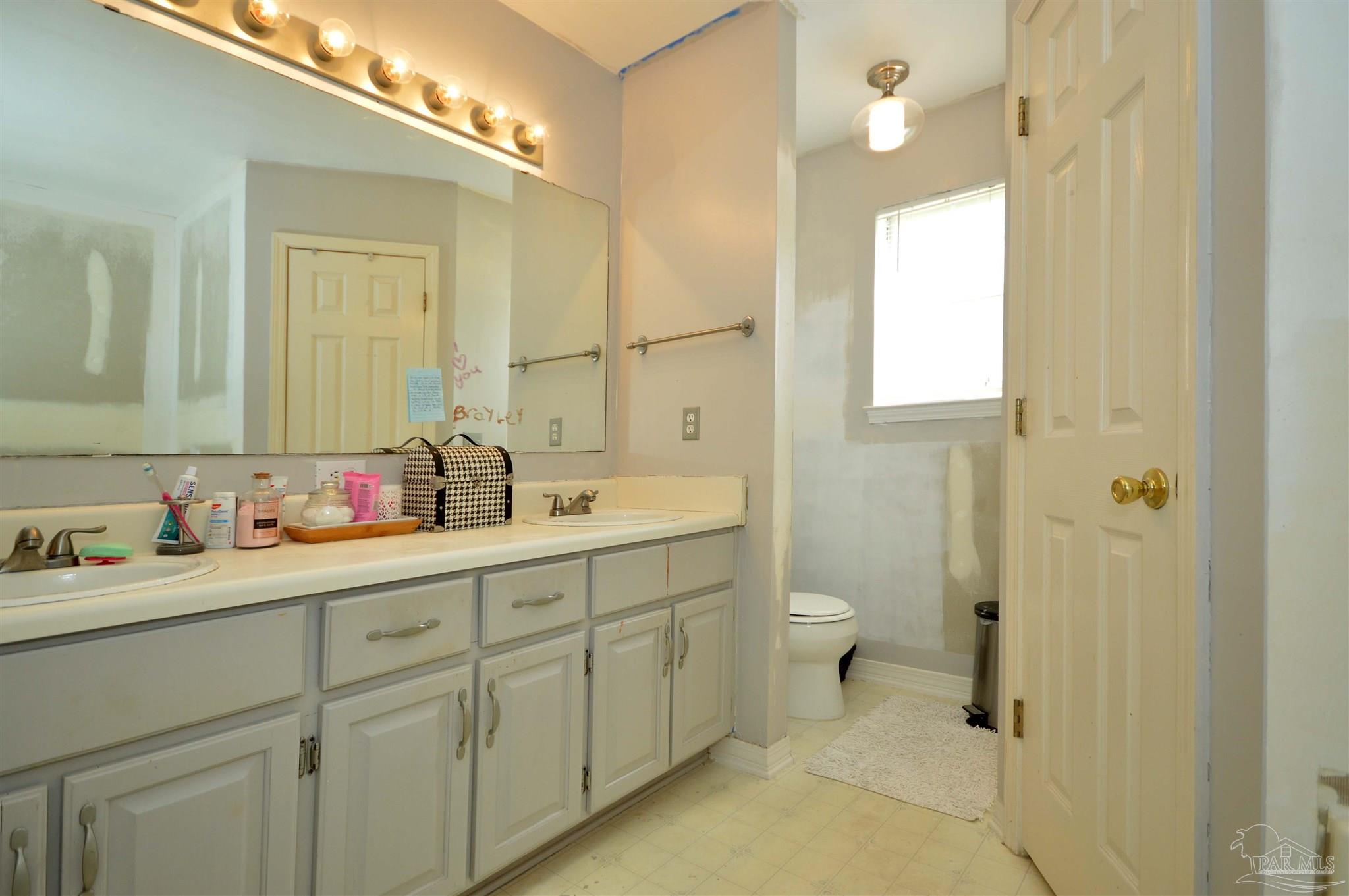 4368 Bayou Ridge Drive Pace, FL 32571 - Photo 18 of 34 Gallery Image 18