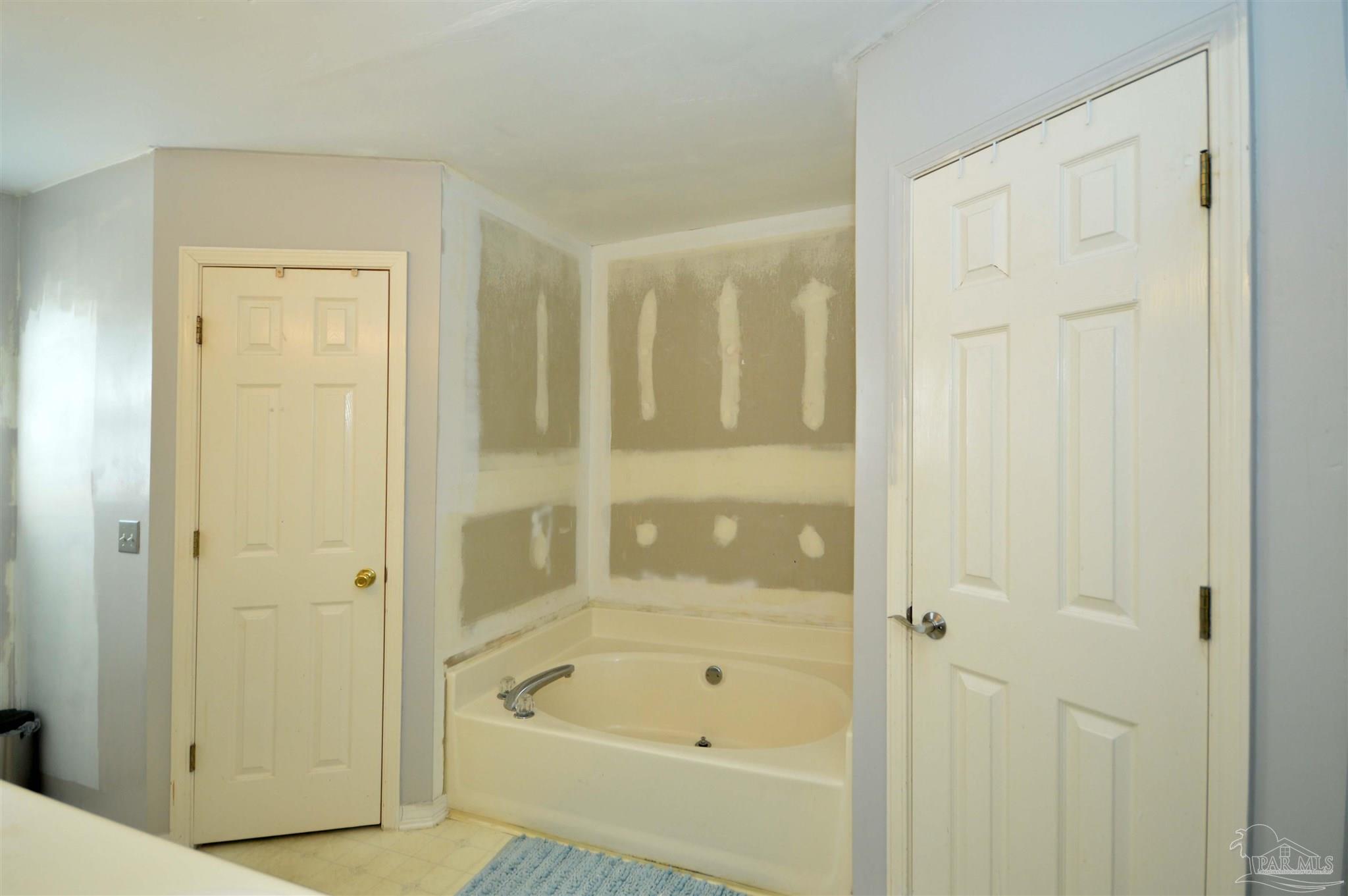 4368 Bayou Ridge Drive Pace, FL 32571 - Photo 20 of 34 Gallery Image 20