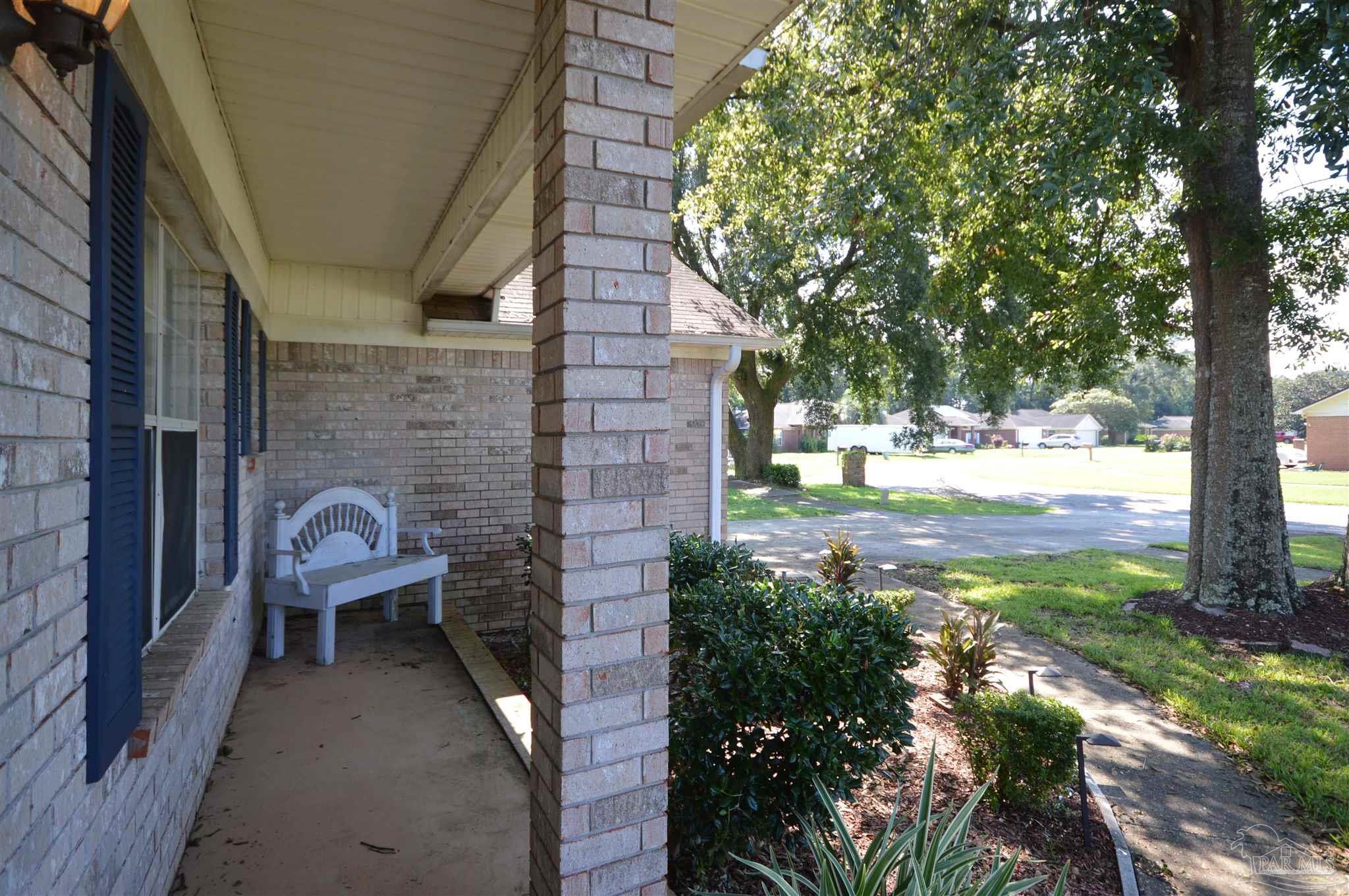 4368 Bayou Ridge Drive Pace, FL 32571 - Photo 3 of 34 Gallery Image 3
