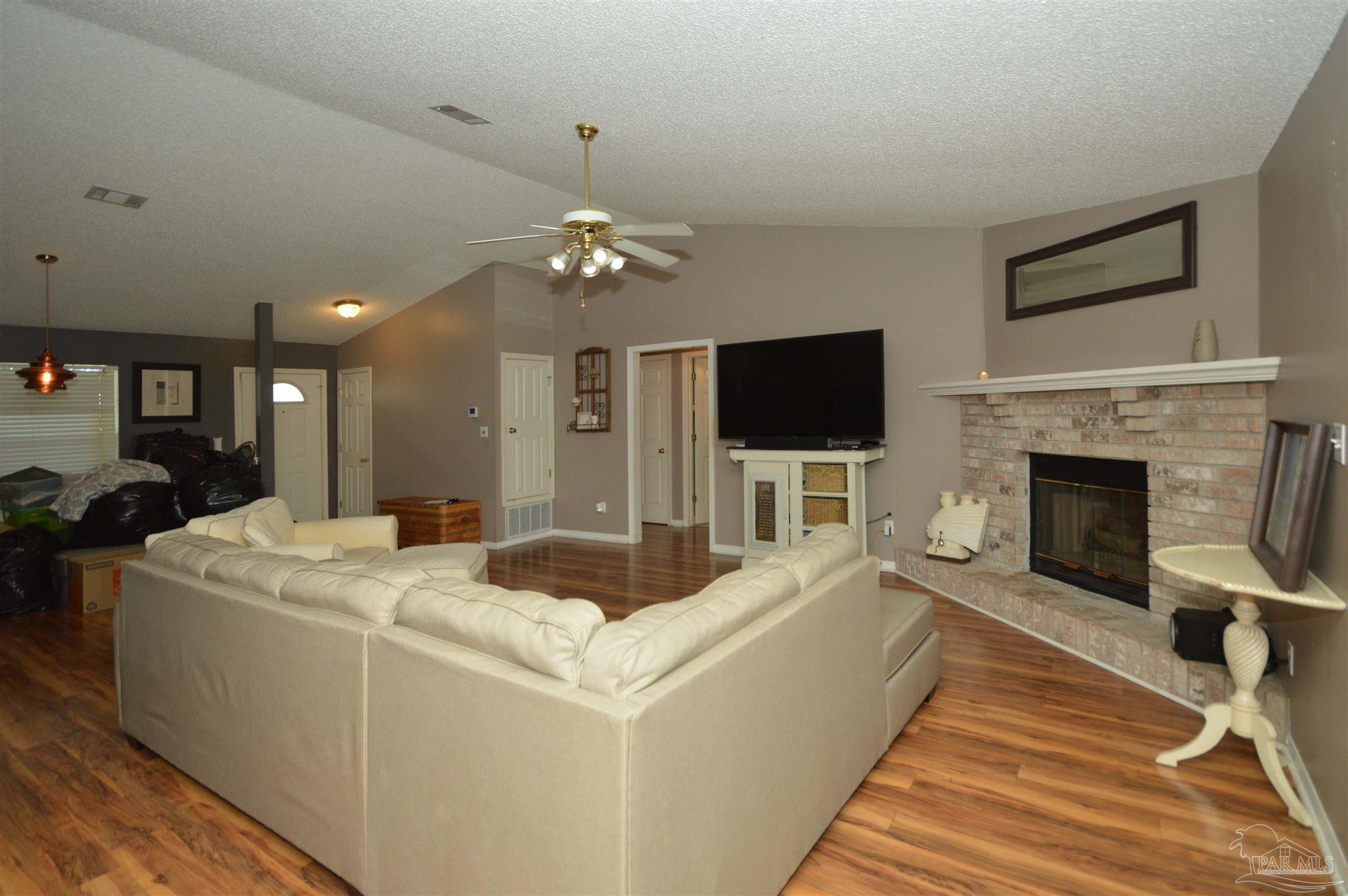 4368 Bayou Ridge Drive Pace, FL 32571 - Photo 7 of 34 Gallery Image 7