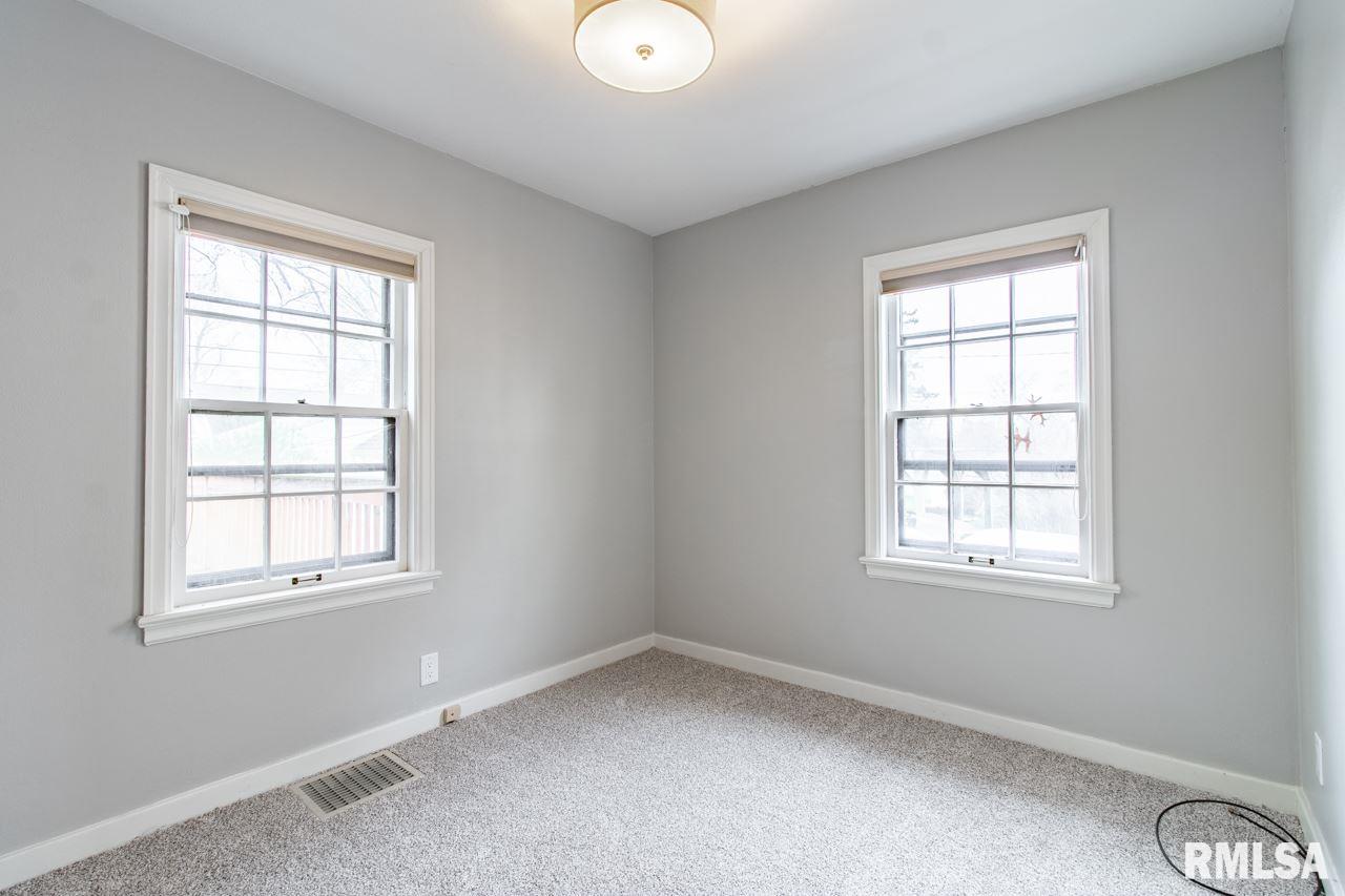 1520 West Circle Road Peoria, IL 61604 - Photo 25 of 33 Gallery Image 25