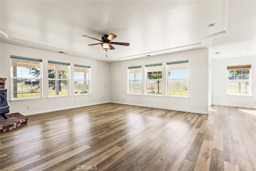 5650 Janine Way Corning, CA 96021 - Photo 21 of 66