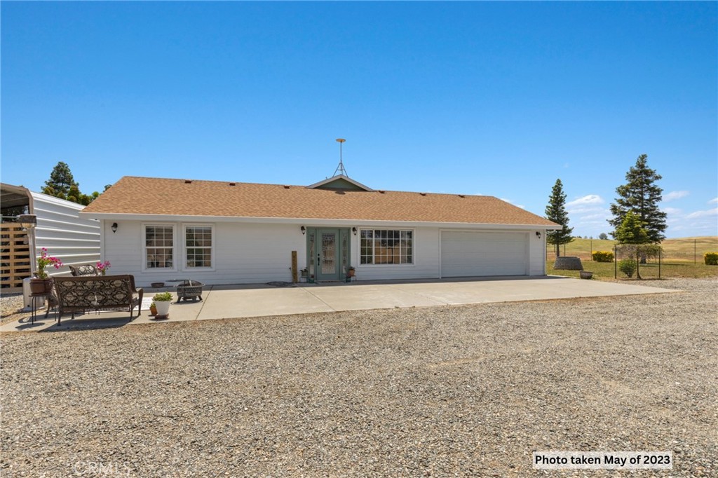 5650 Janine Way Corning, CA 96021 - Photo 4 of 66