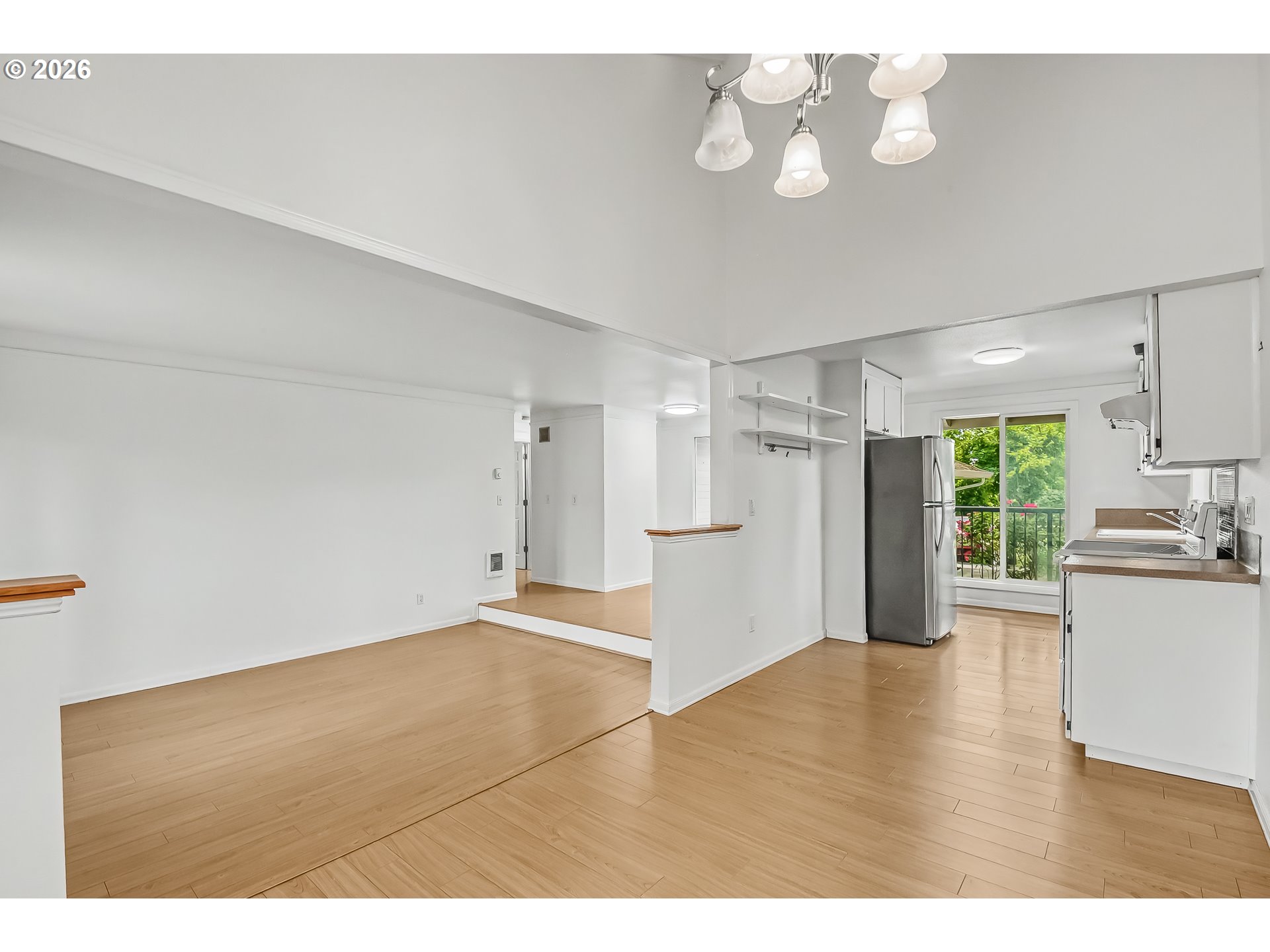 5545 Northwest Ridgemoor Court Portland, OR 97229 - Photo 11 of 41 Gallery Image 11