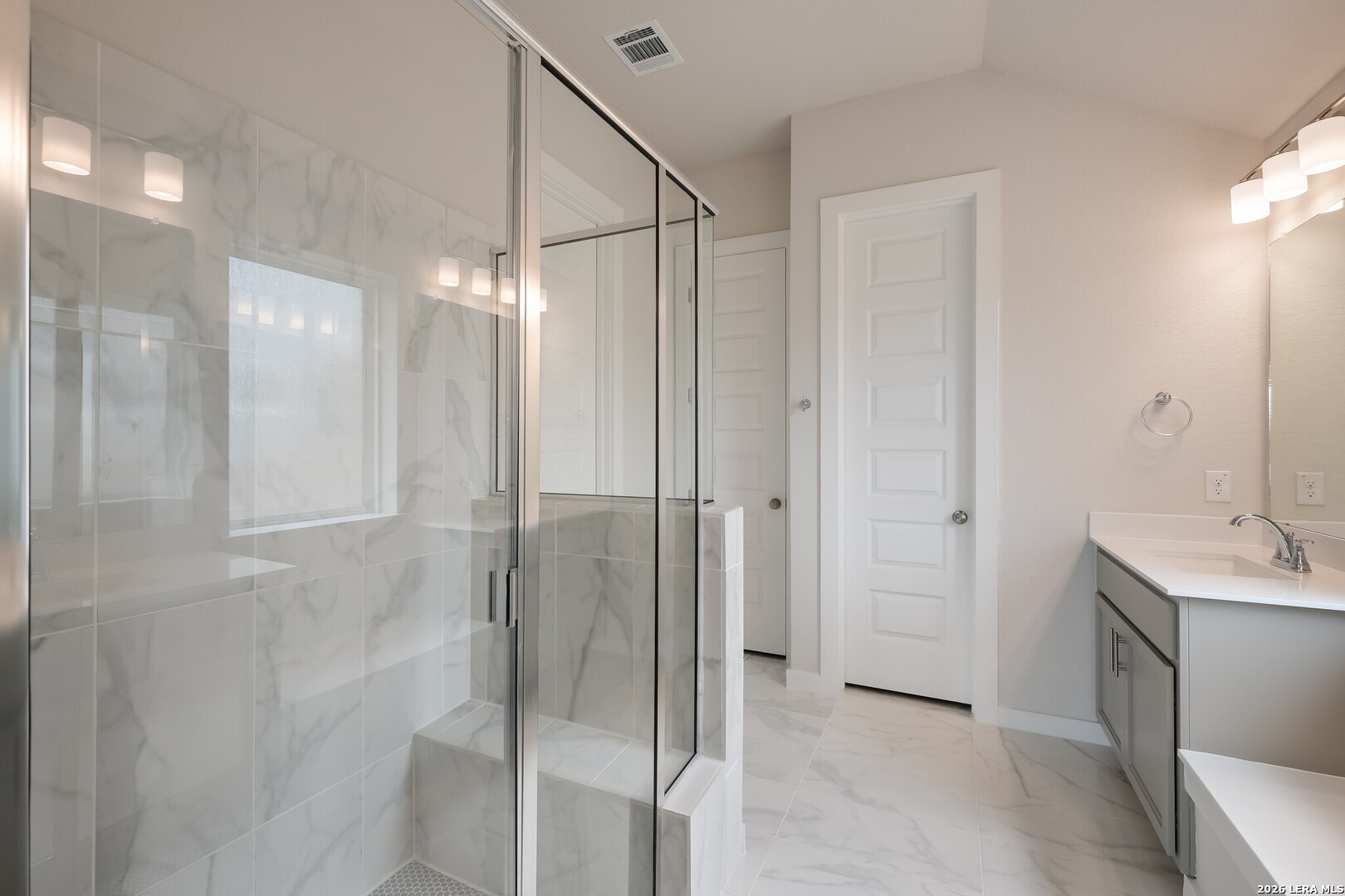 626 Foxbrook Way Cibolo, TX 78108 - Photo 7 of 15