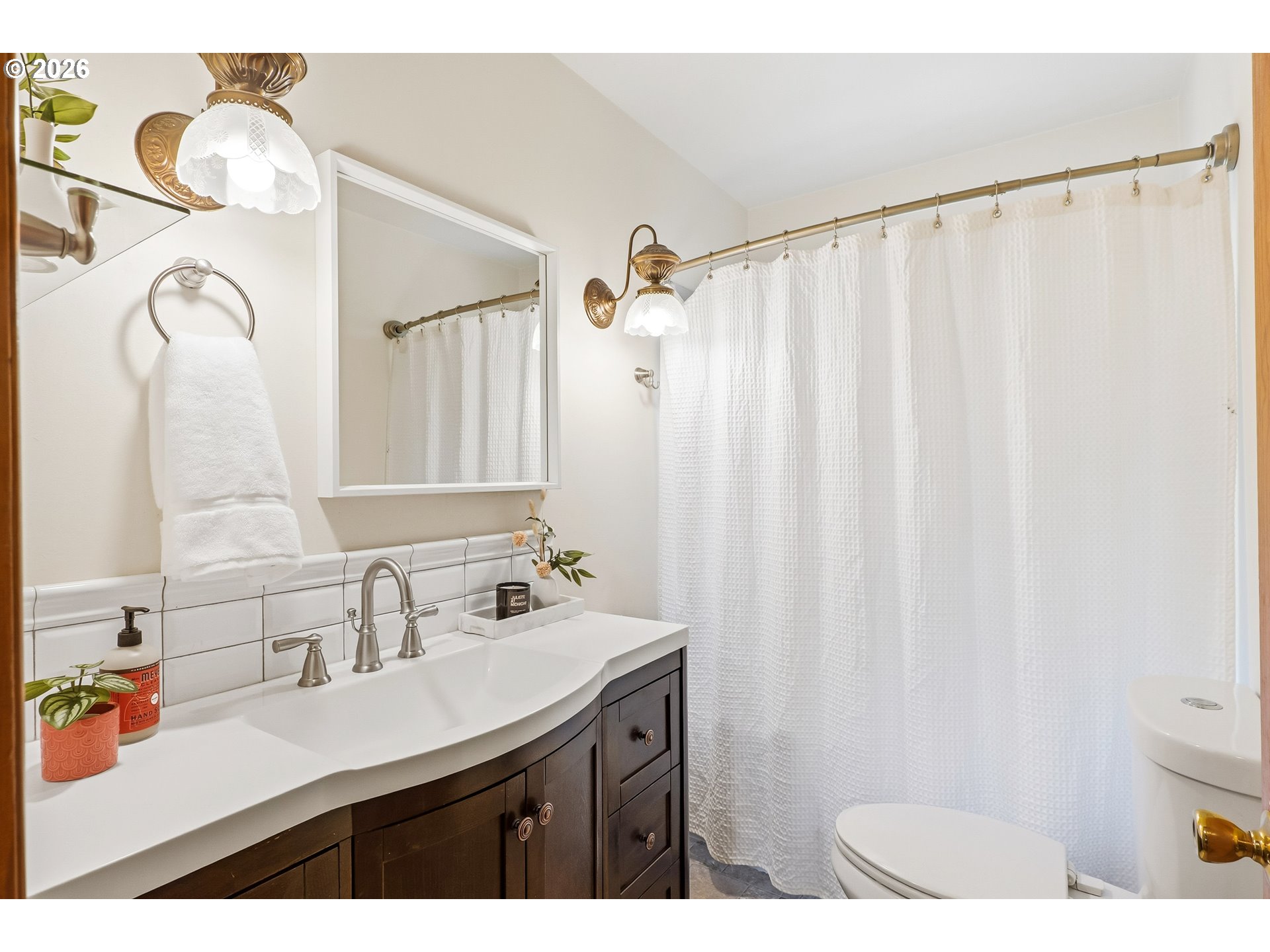 10235 Northwest Leahy Road Portland, OR 97229 - Photo 17 of 47 Gallery Image 17