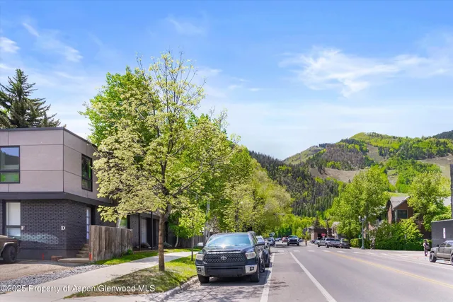 $4,750,000 | 250 South Original Street, Unit B, Aspen, CO 81611