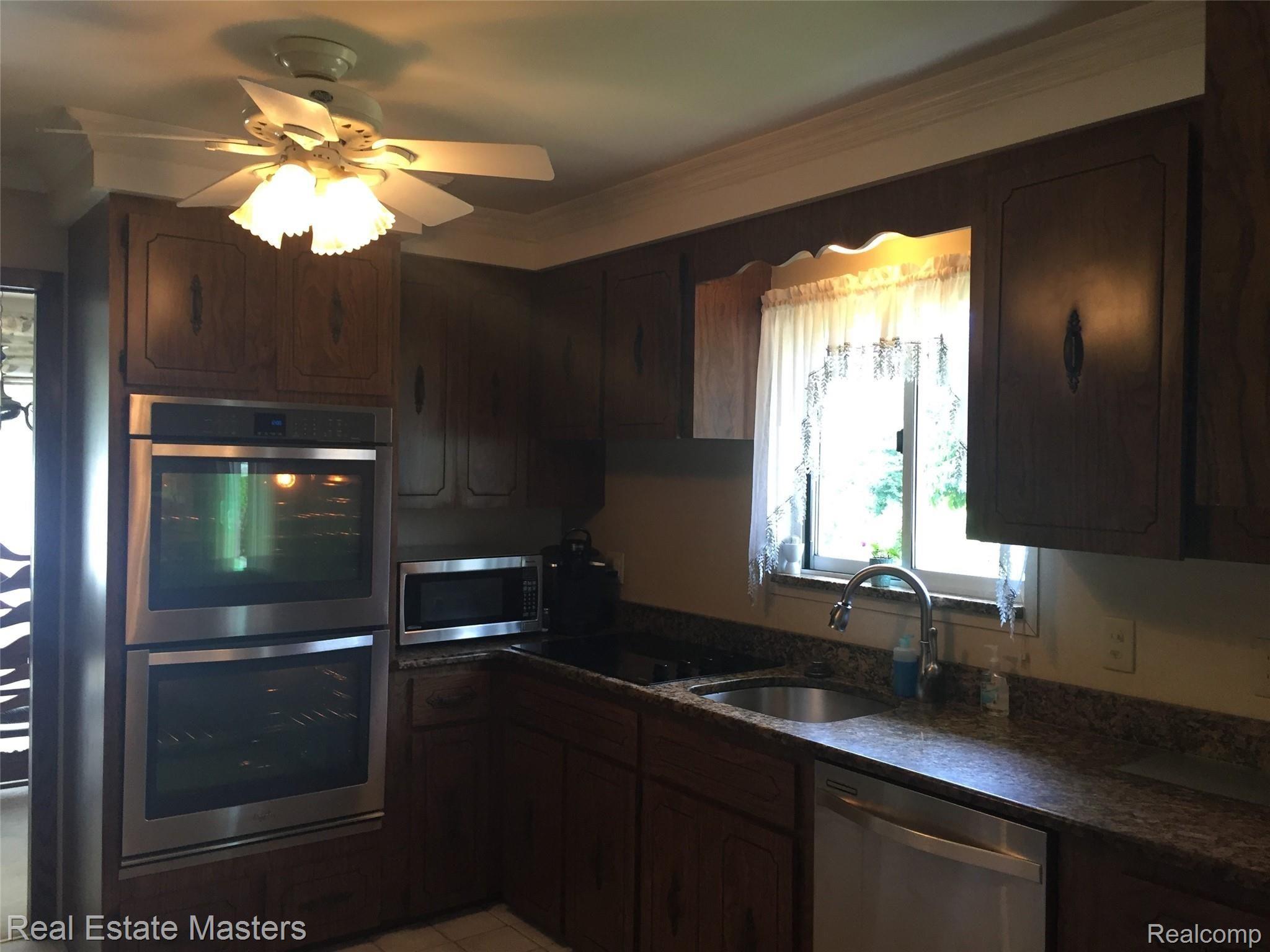 7621 Avoca Road Avoca, MI 48006 - Photo 10 of 29 a17.JPG