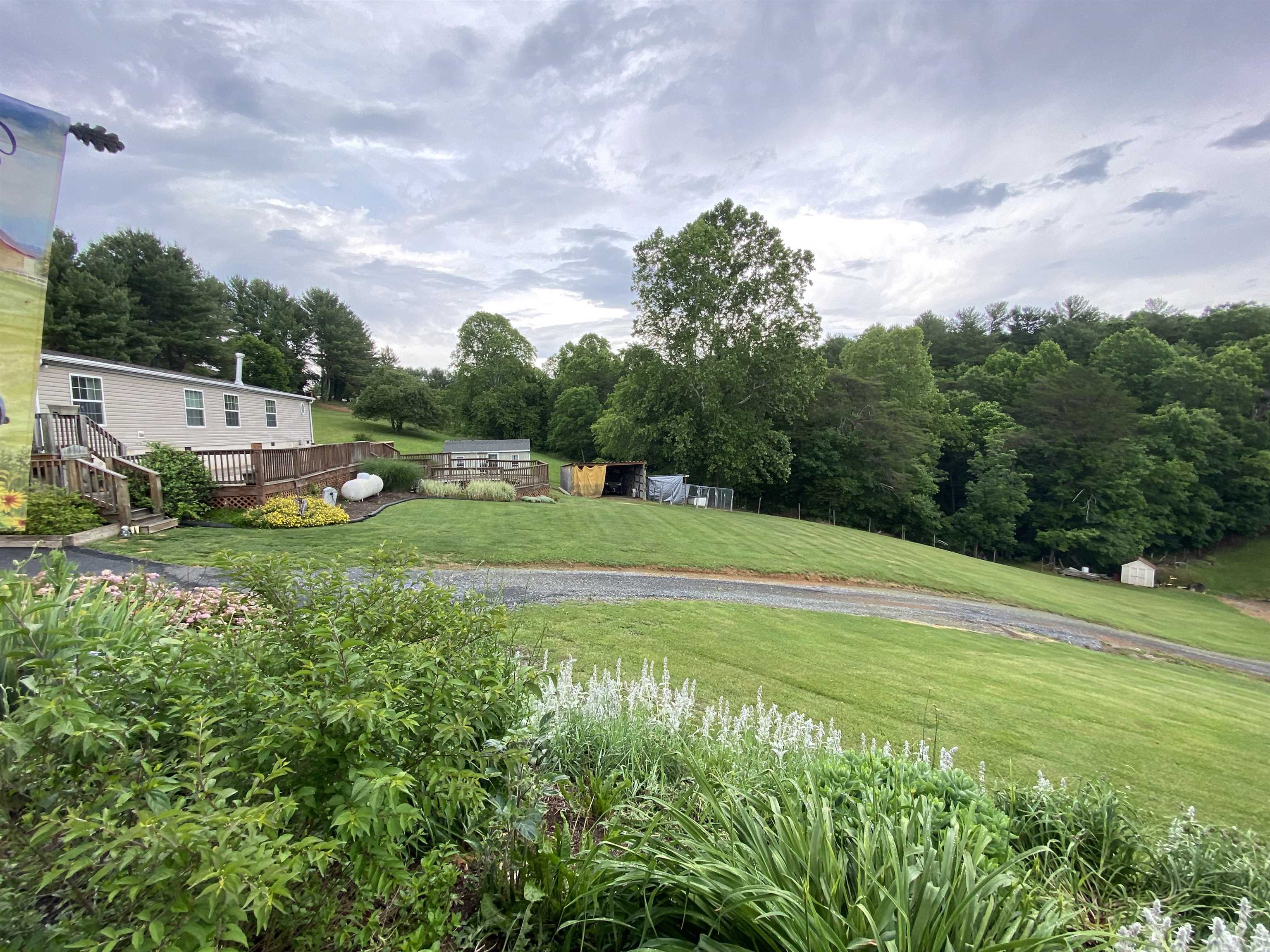 307 Hotchkiss Road Churchville, VA 24421 - Photo 14 of 37 Gallery Image 14