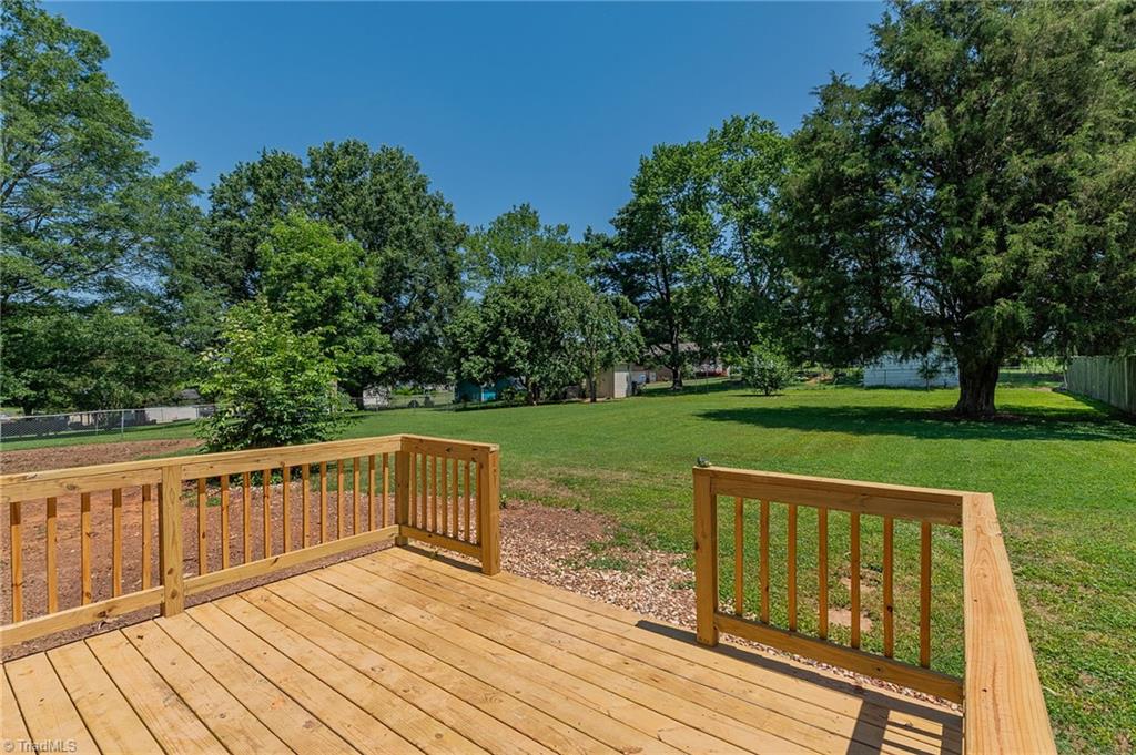 414 Heitman Road Thomasville, NC 27360 - Photo 20 of 23 Gallery Image 20