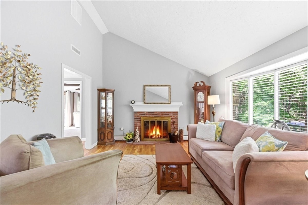 40 Kristin Road Plymouth, MA 02360 - Photo 4 of 39