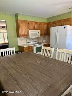 2074 Rensselaer Avenue Rotterdam, NY 12303 - Photo 4 of 22 4