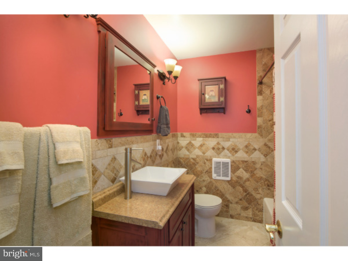 203 West Neversink Road Reading, PA 19606 - Photo 18 of 23 Bathroom