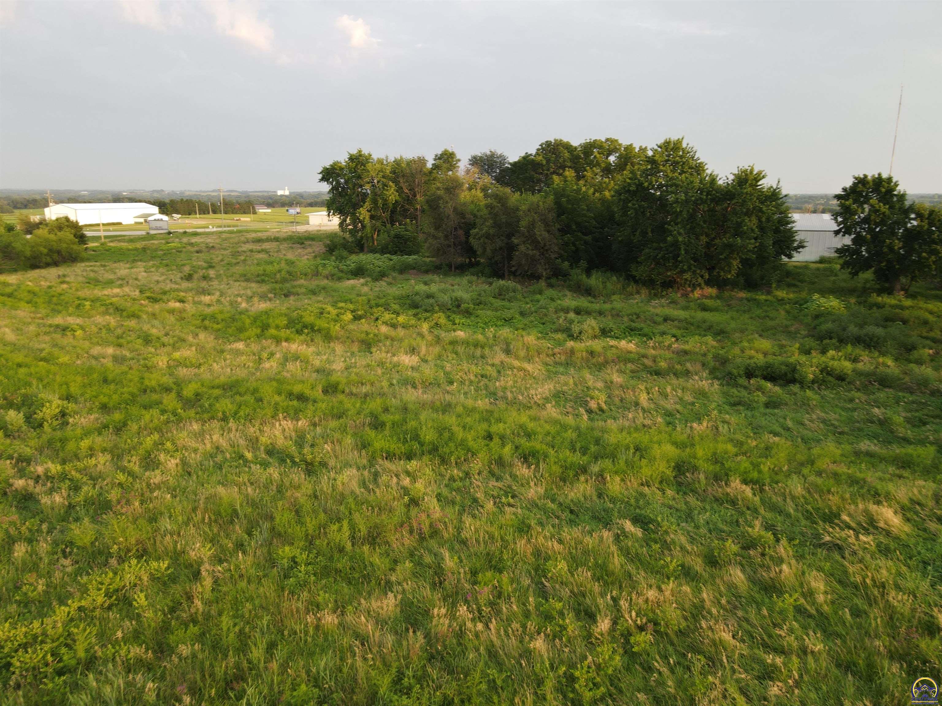 12318 246 Road Holton, KS 66436 - Photo 66 of 70