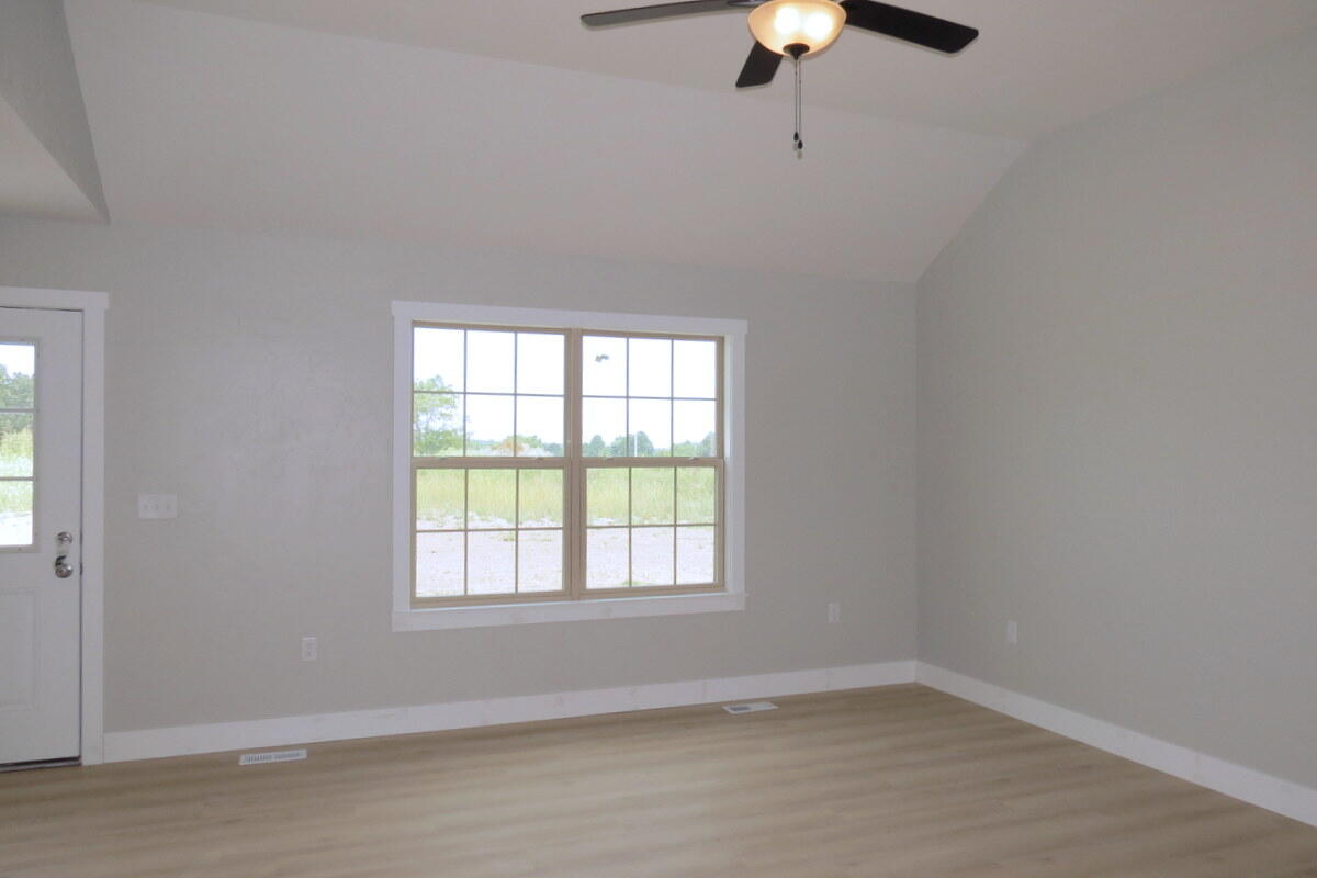 3821 West Riley Street Bolivar, MO 65613 - Photo 16 of 29 IMG_8461