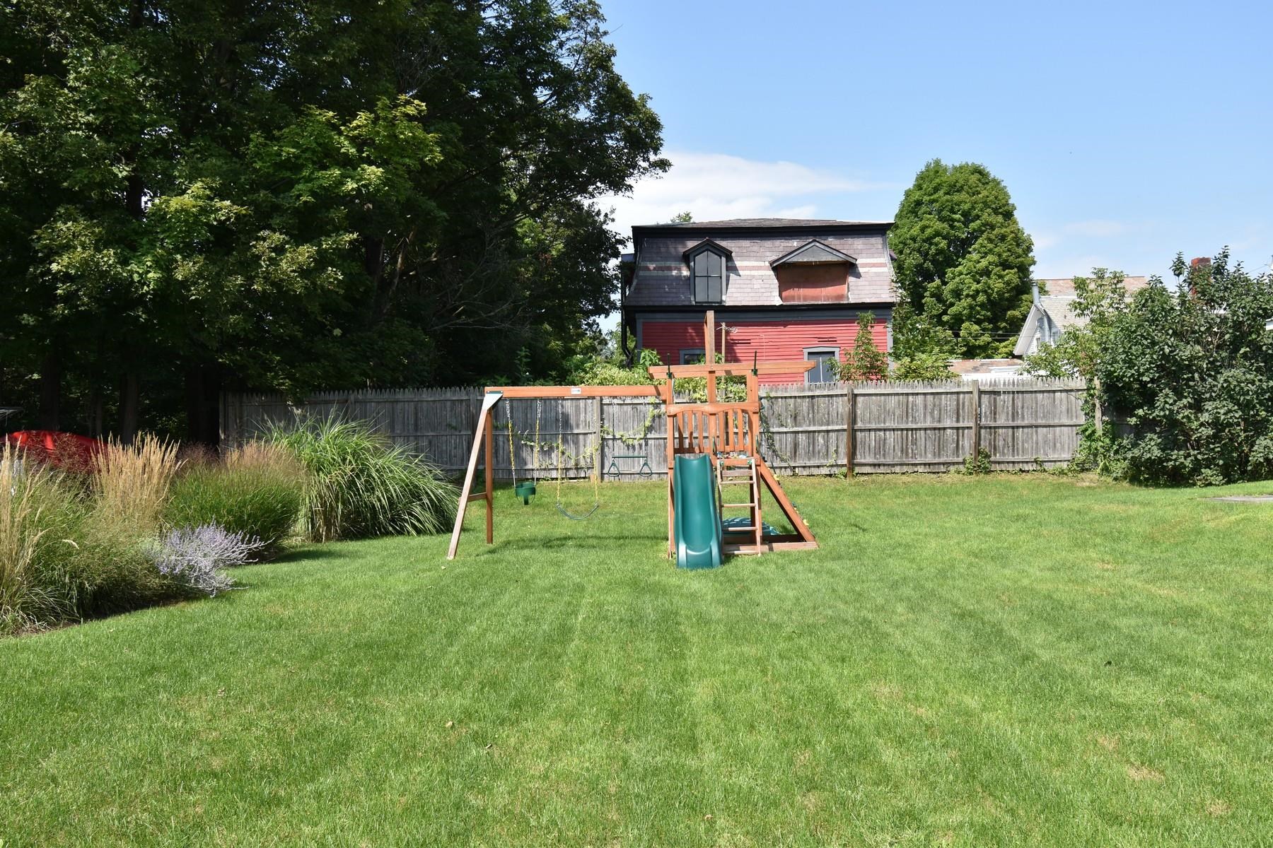 66 Maple Street Poultney, VT 05764 - Photo 36 of 40 Gallery Image 36