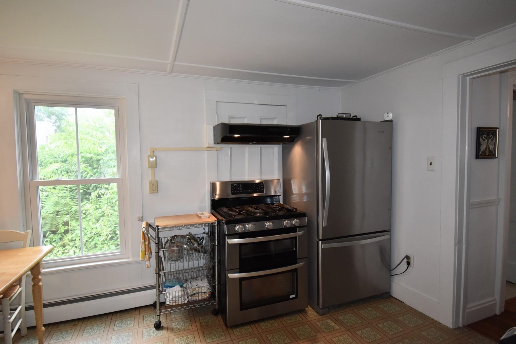 66 Maple Street Poultney, VT 05764 - Photo 9 of 40 Gallery Image 9