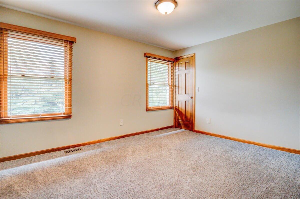 2584 Hollenback Road Lewis Center, OH 43035 - Photo 19 of 34 Bed 3