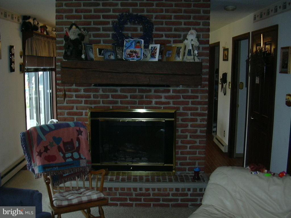 35 Karen Court Lititz, PA 17543 - Photo 8 of 16 Gallery Image 8